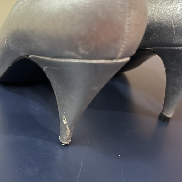 Stuart Weitzman Heels - Picture 5 of 6